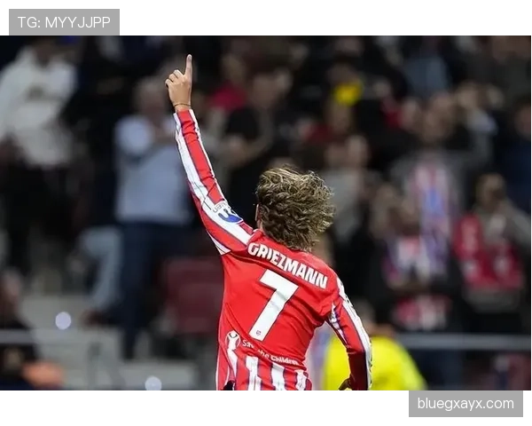 德甲转会市场持续升温，新星加盟与老将离队引热议