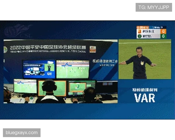 阻止明显进球手球规则：何时判罚点球与红牌？