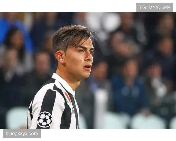 迪巴拉训练完回家路上还在背菜谱？